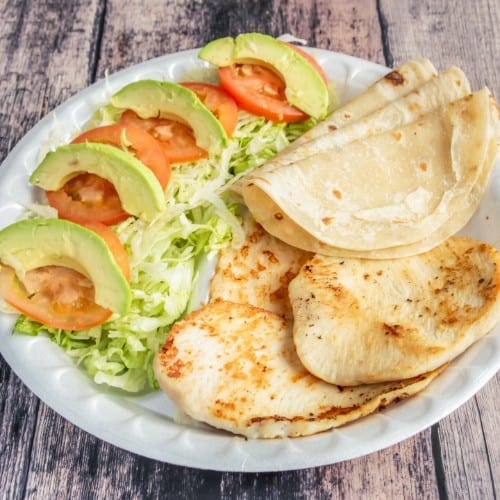 Plato Canelo.